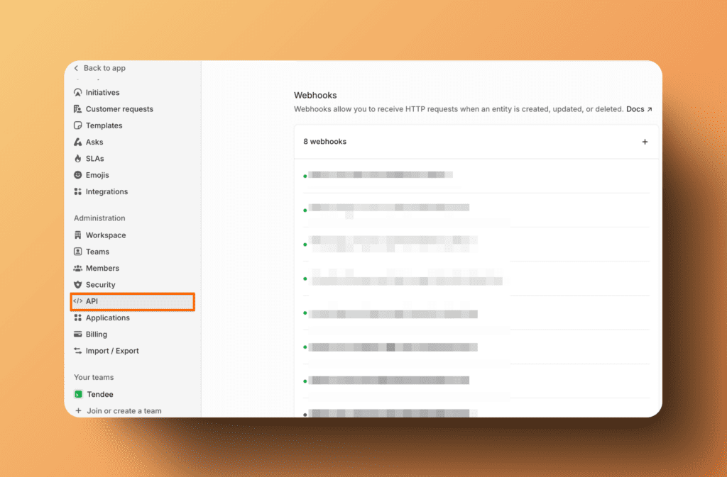 API-Abschnitt mit Webhooks-Option